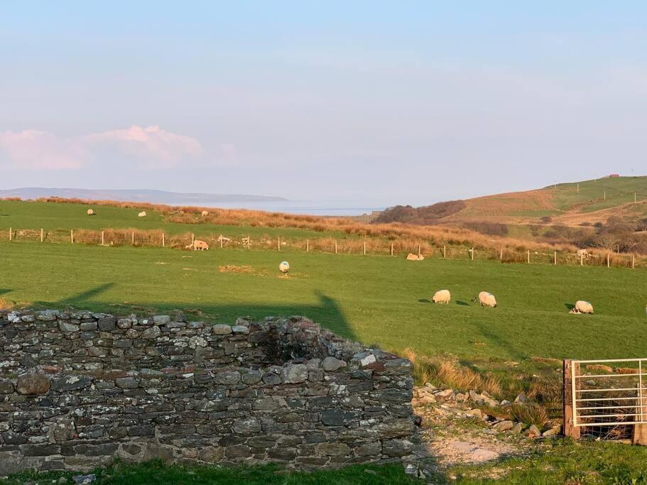 Traditional Cottage Near Campbeltown Buitenkant foto